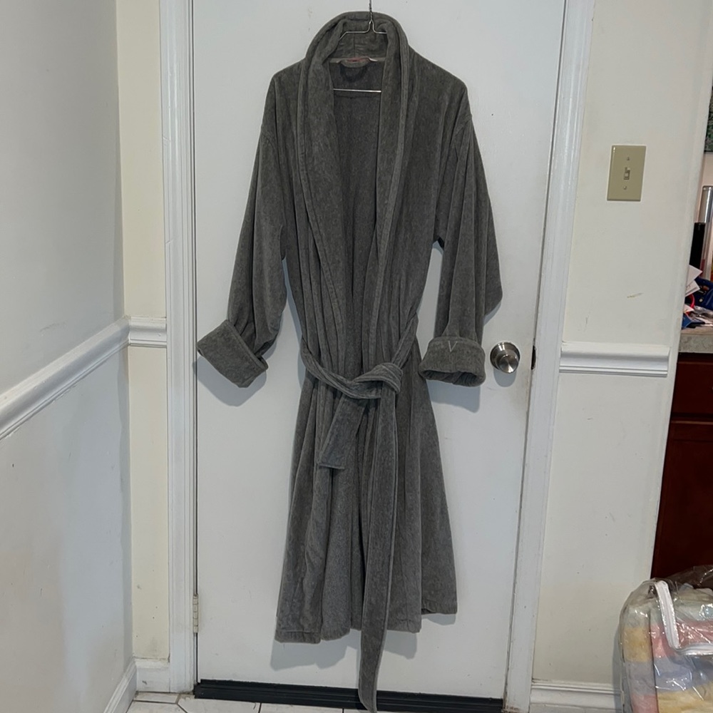 Victoria secrets super plush robe
